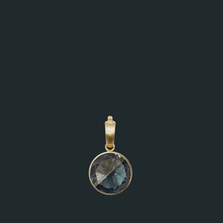 Jewelry by Yutai; see caption for the referenced product